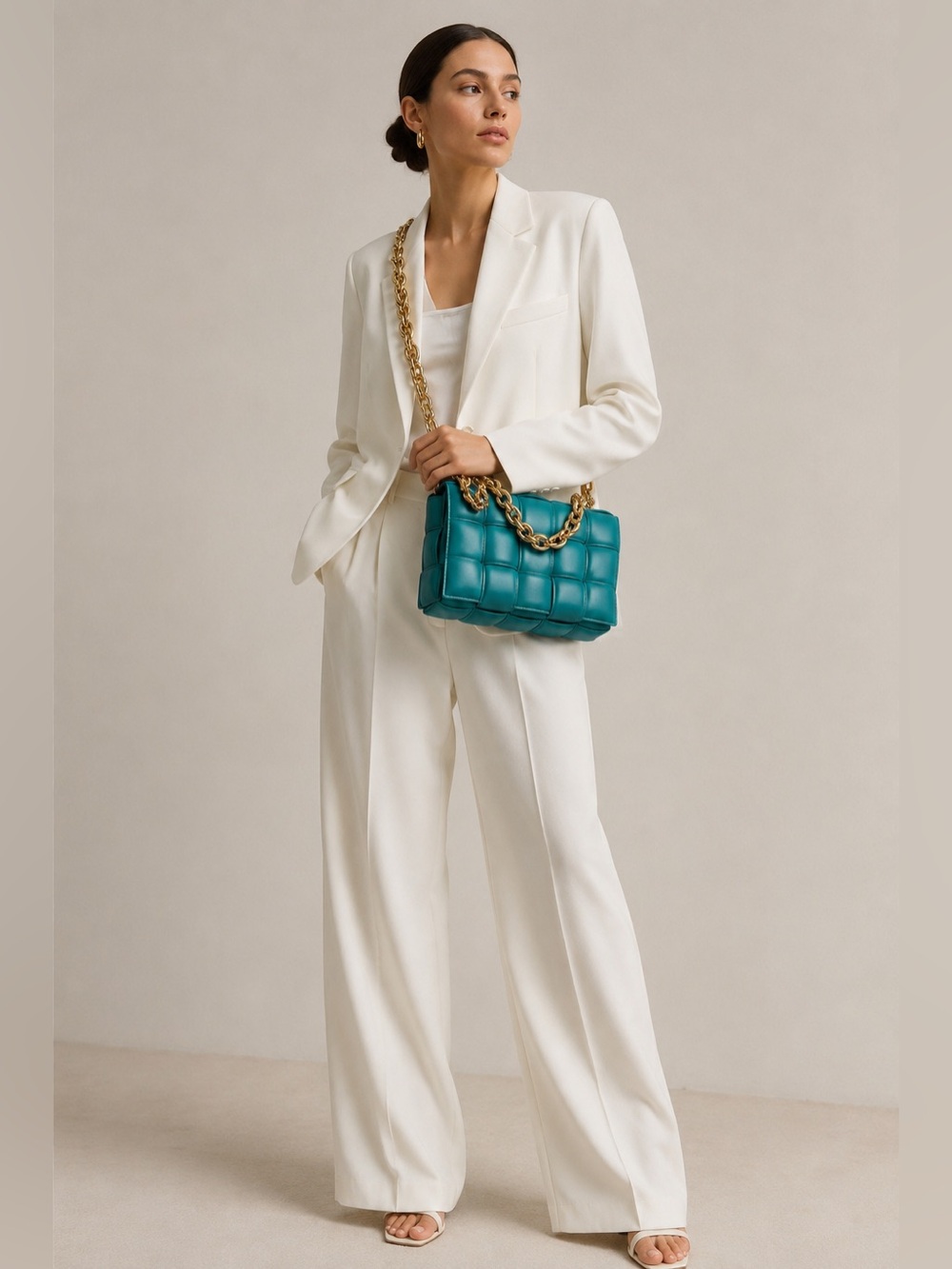 BOTTEGA VENETA MALLARD INTRECCIATO LEATHER CHAIN CASETTE BAG